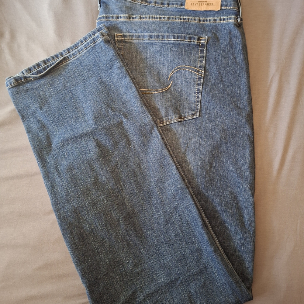 Levi's Classic Indigo Jeans